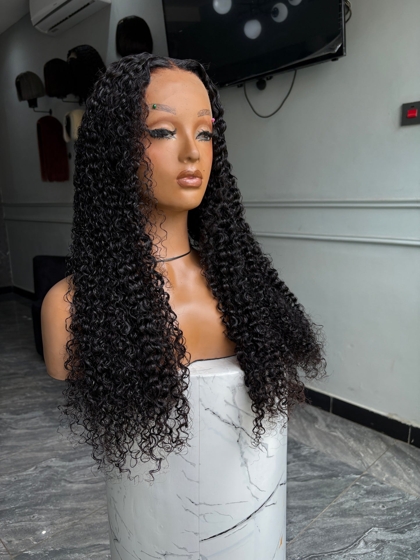 HD Lace 5x5 Straw Curls Wig 
300gram SDD code; Crbry