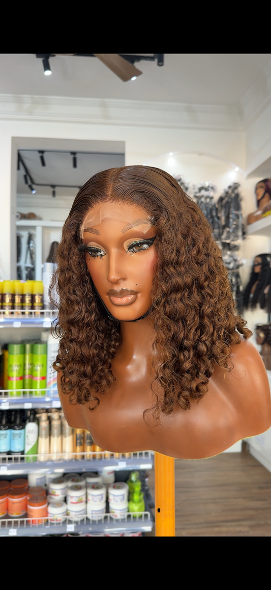 Tasha 5x5 Chinese Pixie Curly Wig
SDD, Col 4, code: AVN