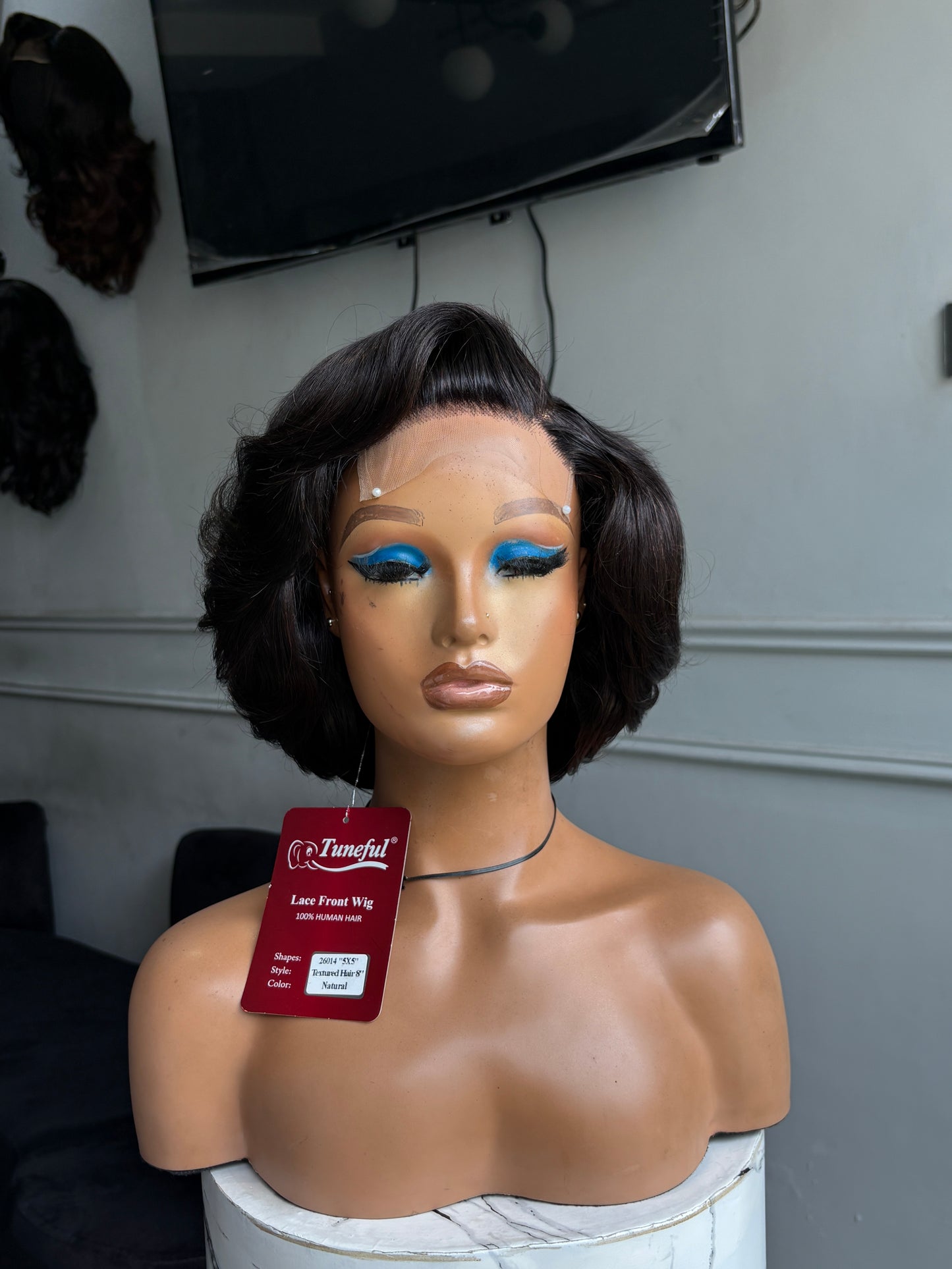 5x5 Double Drawn Corporate Bob Wig code :TUNF