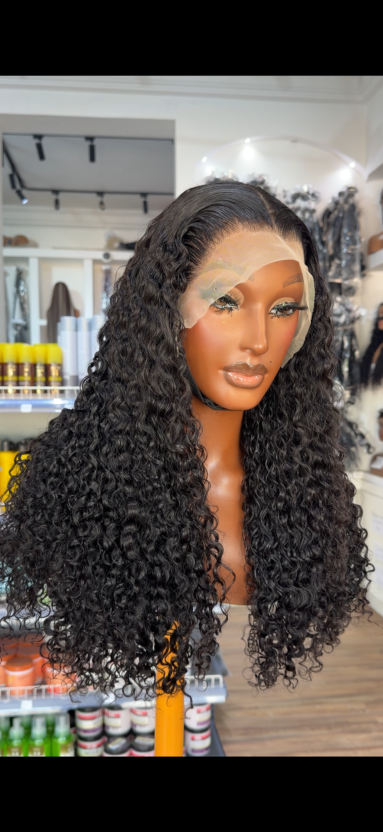 kikie 13x4 Pixie Curly Frontal Wig
Code: 423 LS5062