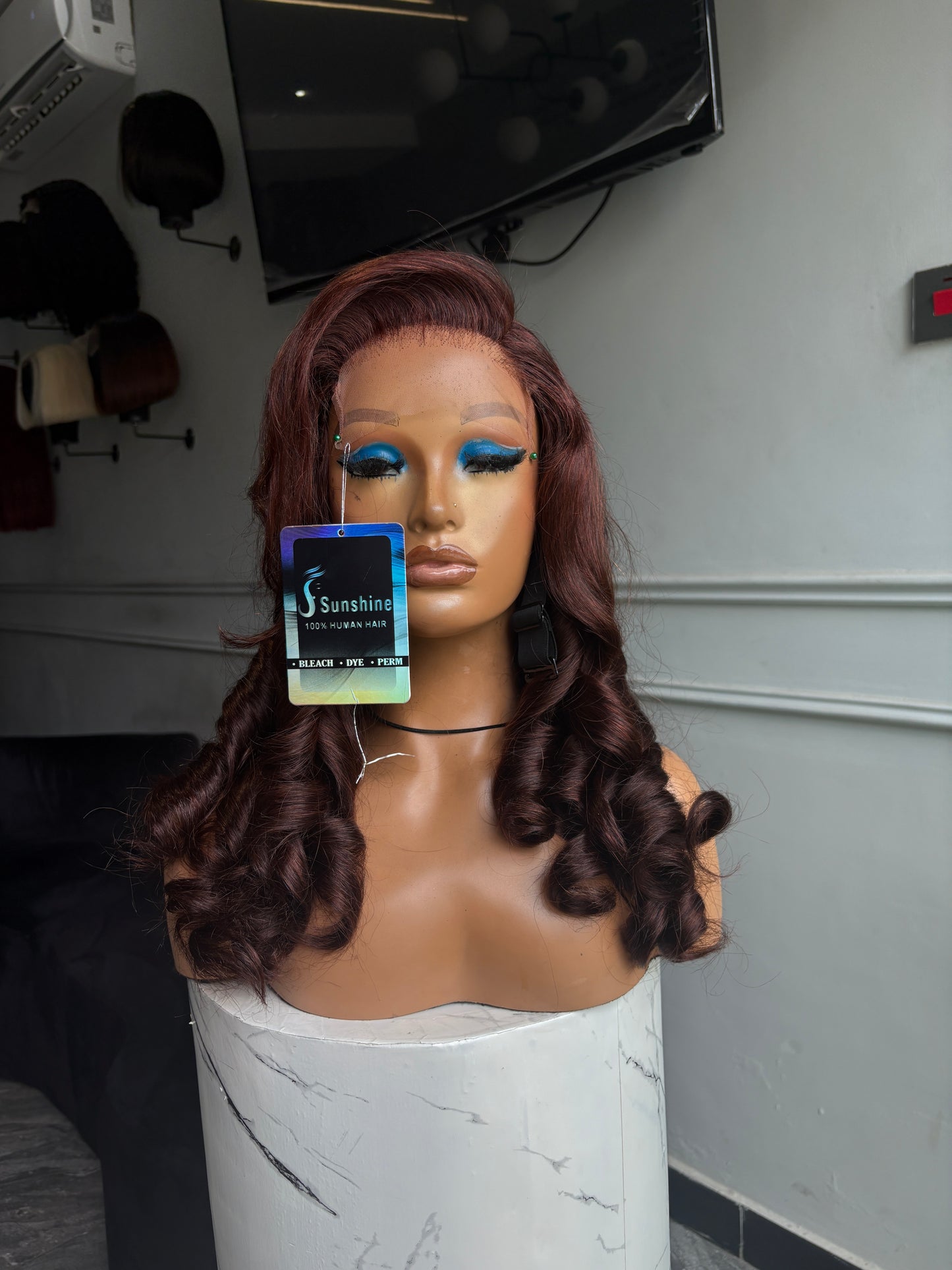 Maame 5x5 SDD Bouncy curls wig
Grade 11a 
Code: LS 276