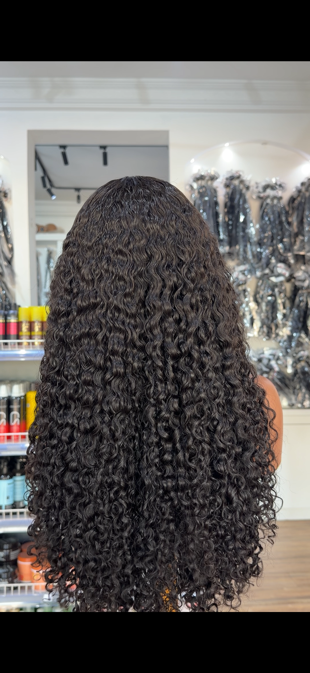 kikie 13x4 Pixie Curly Frontal Wig
Code: 423 LS5062