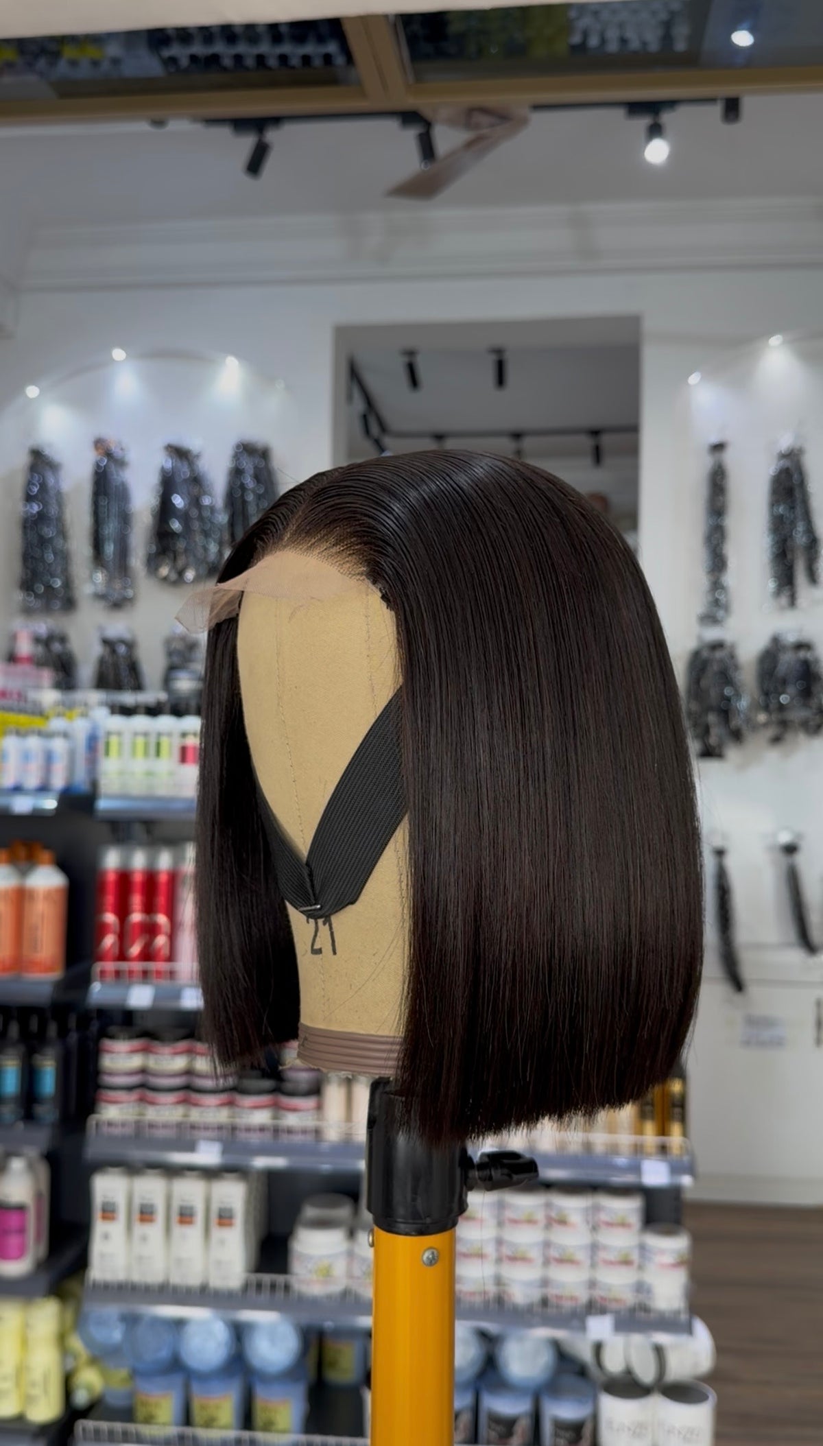 Mula 4x4 Double Drawn Bob Wig