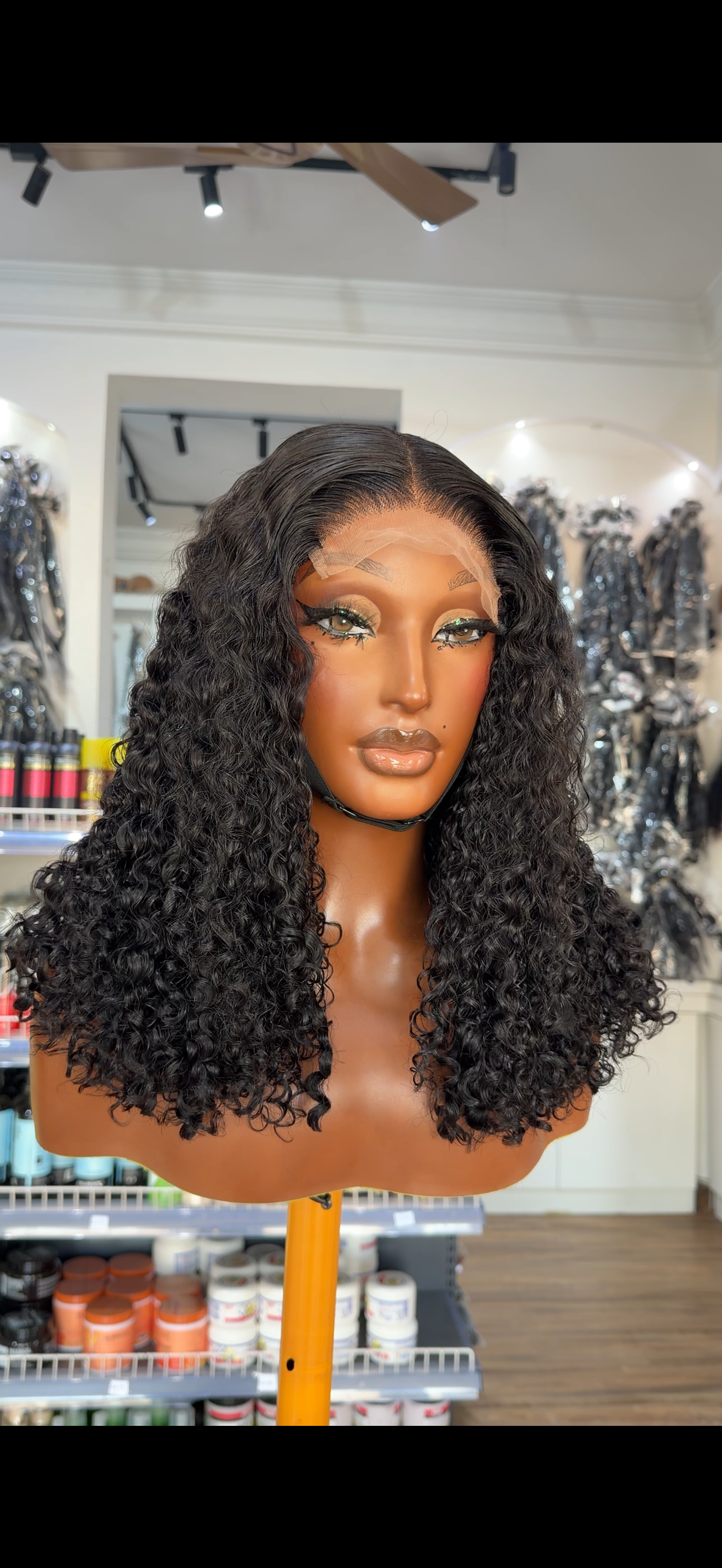 kendra 5x5 Eurasian Curly Wig
SDD  Code: 423Ls 5063