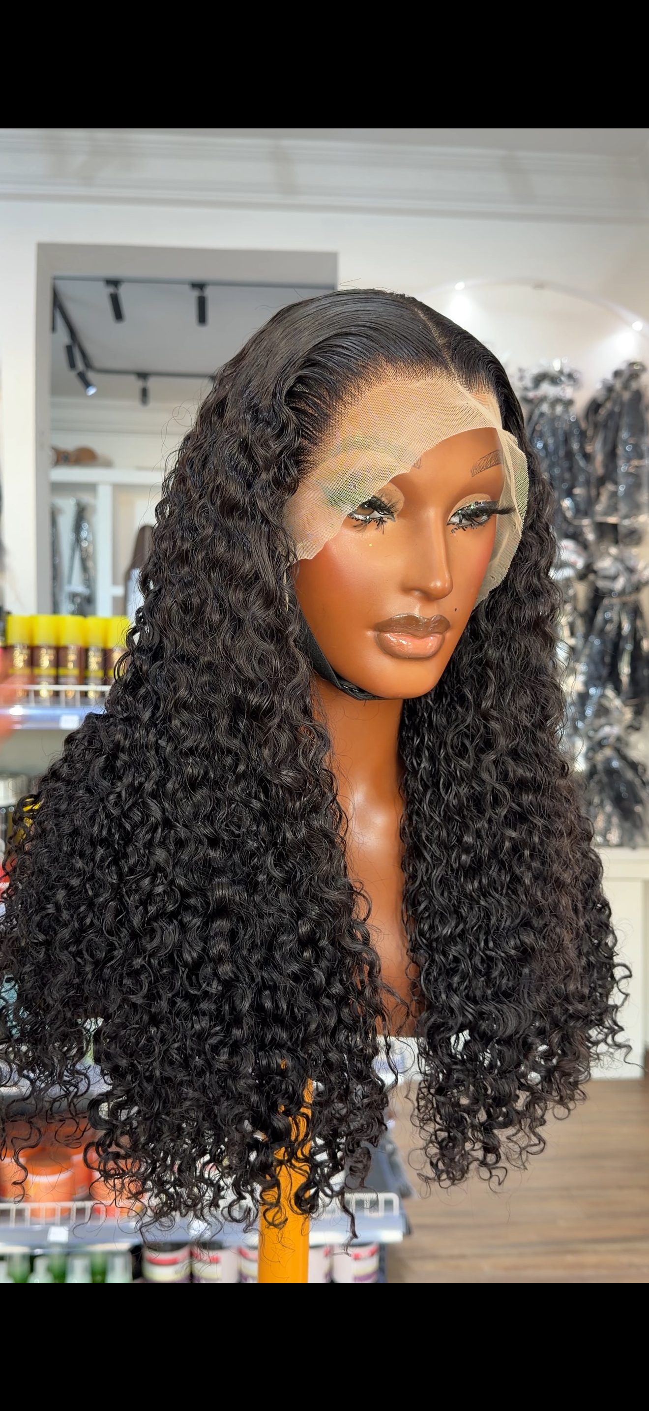 kikie 13x4 Pixie Curly Frontal Wig
Code: 423 LS5062